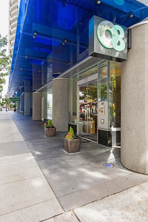 Photo of 737 Olive Way #2706, Seattle, WA 98101 (MLS # 2456871)