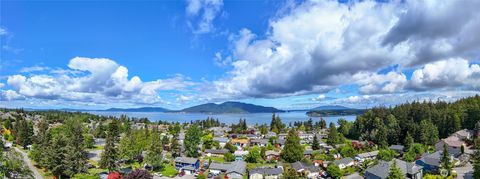 3420 W 8th Place Anacortes WA 98221