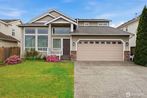 Photo of 261 Bremerton Avenue NE, Renton, WA 98059 (MLS # 2521932)