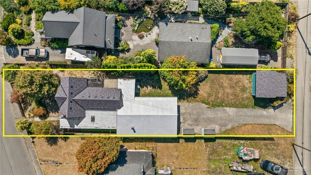 Photo of 2316 Cleveland Ave Ave, Everett, WA 98201 (MLS # 2428988)