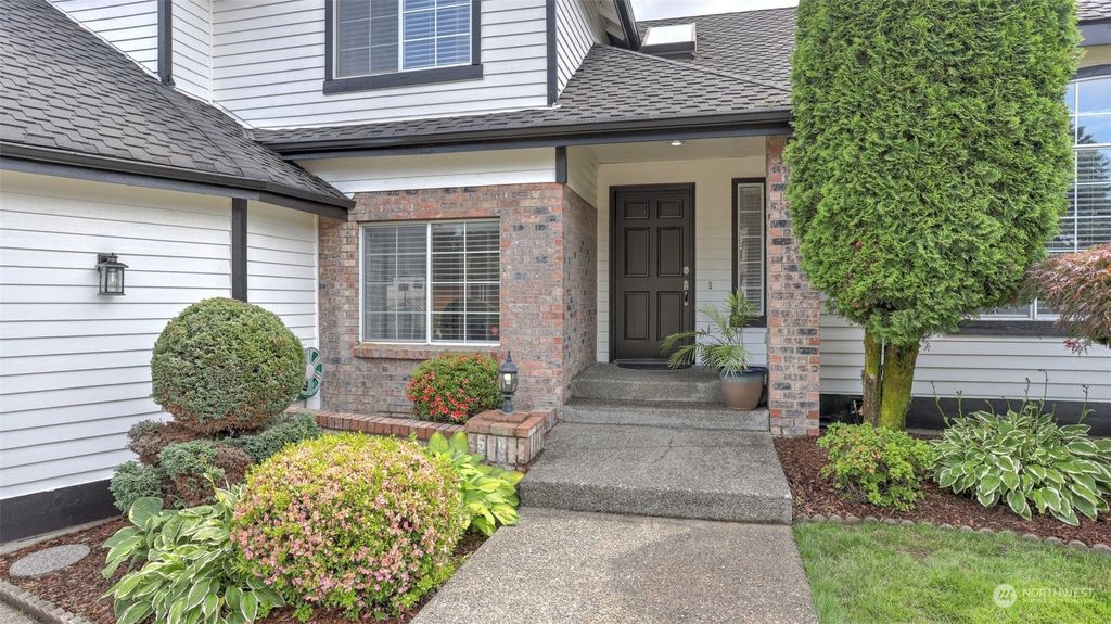 Photo of 14205 SE 183rd Street, Renton, WA 98058 (MLS # 2130186)