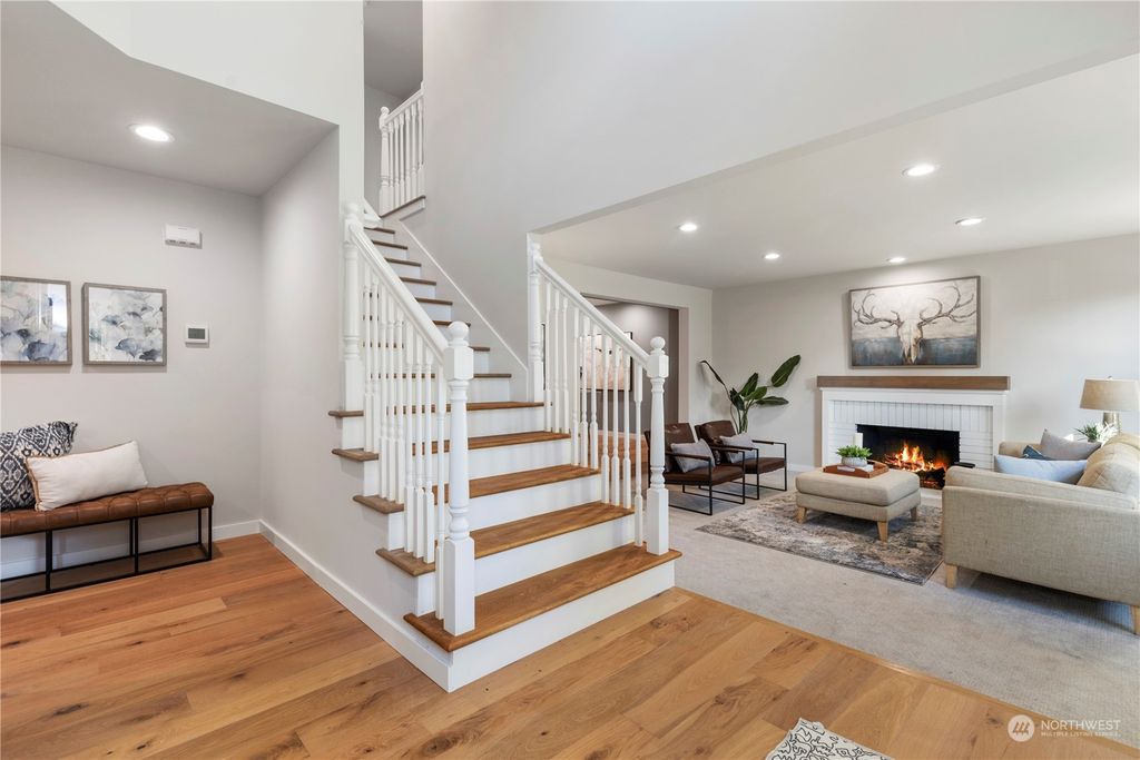 Photo of 22112 NE 23rd Street, Sammamish, WA 98074 (MLS # 1999577)