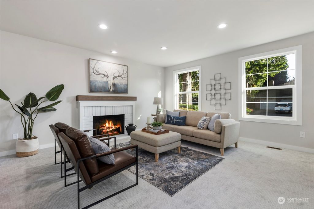Photo of 22112 NE 23rd Street, Sammamish, WA 98074 (MLS # 1999577)