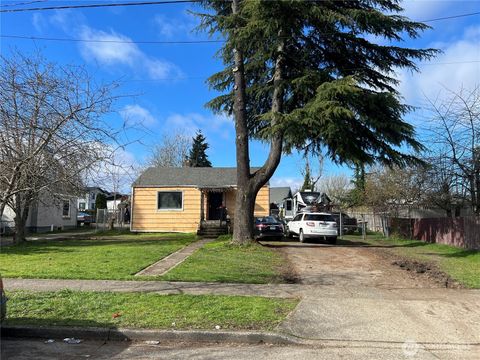 Photo of 6711 42nd Avenue S, Seattle, WA 98118 (MLS # 2435180)
