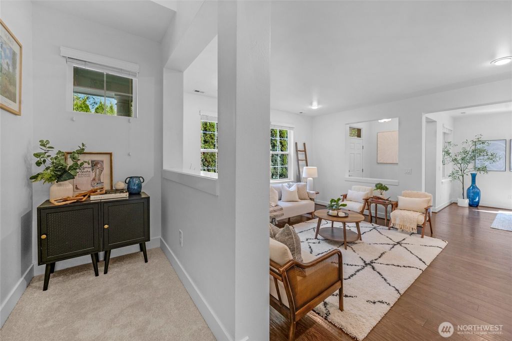 Photo of 17615 NE 128th Street #A, Redmond, WA 98052 (MLS # 2423284)