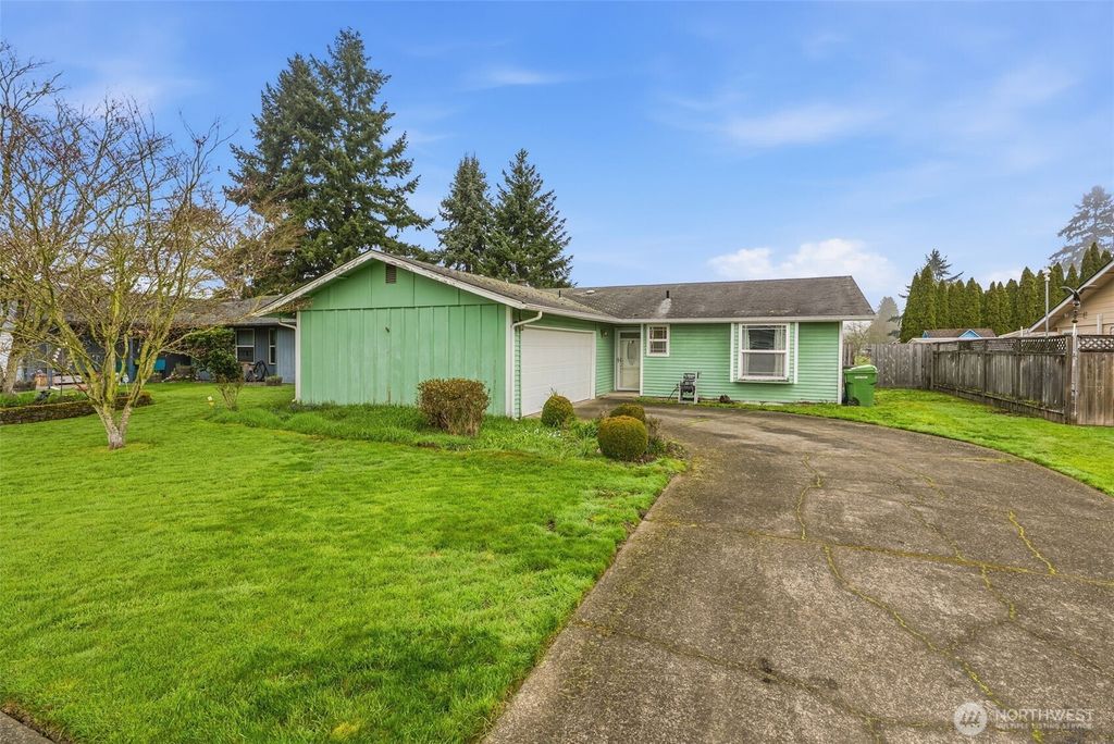 Photo of 3424 Ohio St, Longview, WA 98632 (MLS # 2513675)