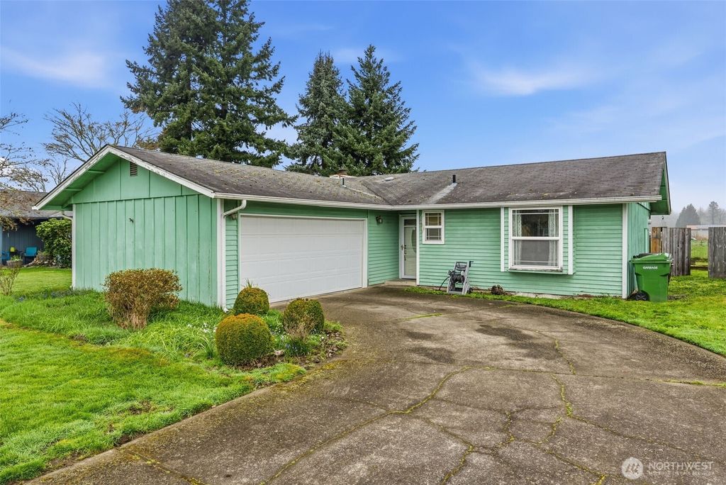 Photo of 3424 Ohio St, Longview, WA 98632 (MLS # 2513675)