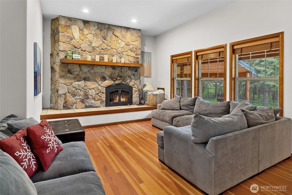 listing image 9363284560986727475