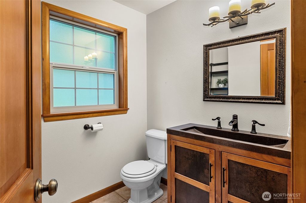 listing image 9360527472266000107