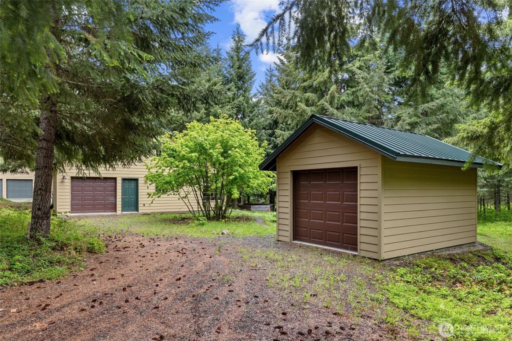 listing image 9368043401060835641