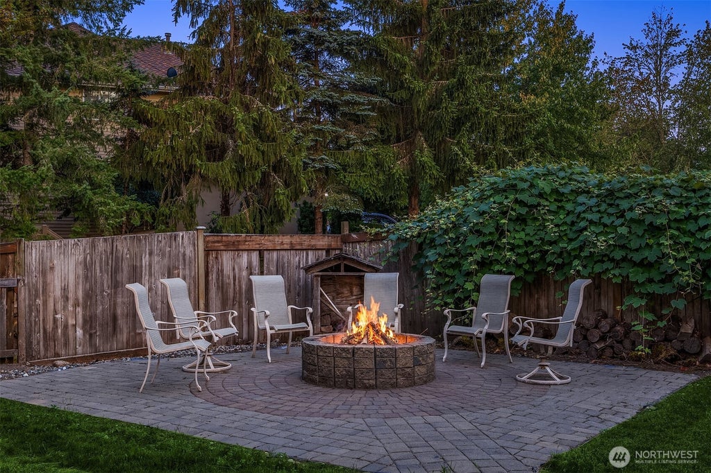 Photo of 27706 Manion Way NE, Duvall, WA 98019 (MLS # 2566206)
