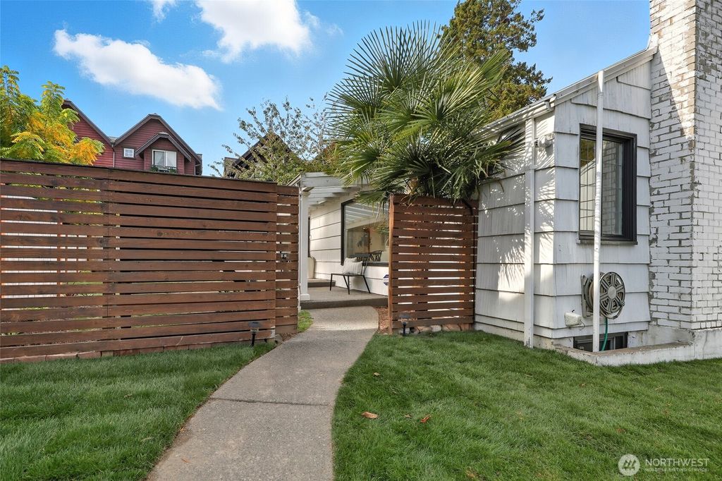 Photo of 1018 NE 96th Street, Seattle, WA 98115 (MLS # 2447457)