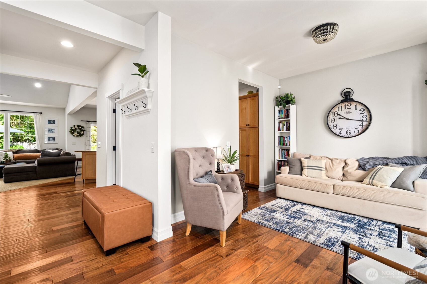 5617 Old Settler Drive