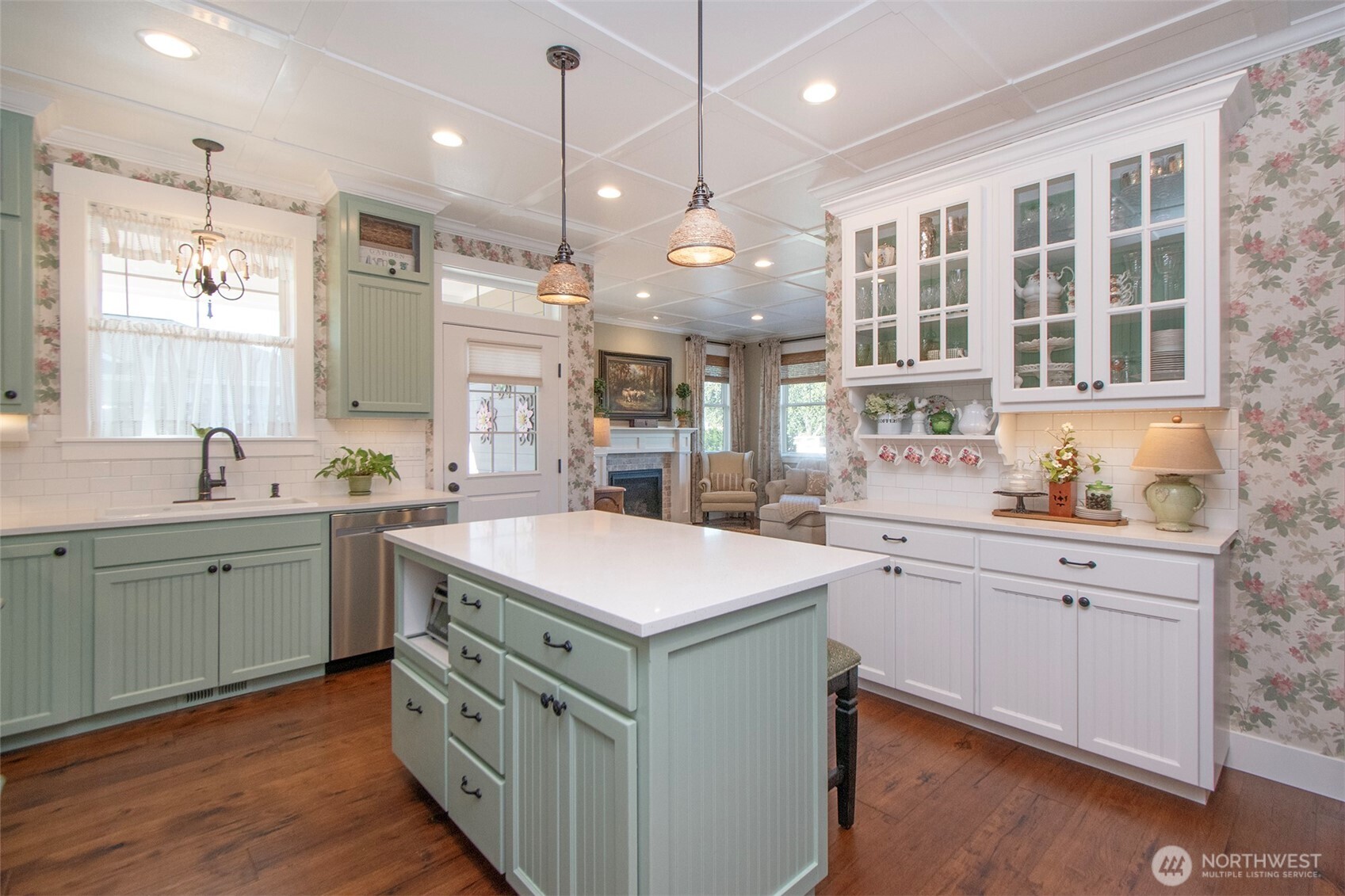 990 New Meadows Loop