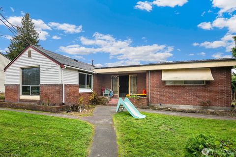 6322 Beacon Avenue S, Seattle, WA 98108 - MLS#: 2347019