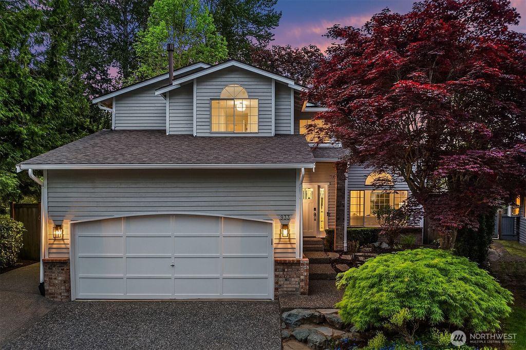 Photo of 933 6th Place S, Kirkland, WA 98033 (MLS # 2520988)