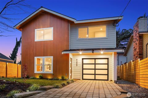 Photo of 9205 Evanston Avenue N, Seattle, WA 98103 (MLS # 2452522)