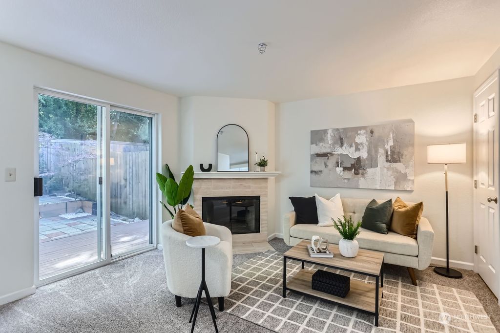 Photo of 15721 44th Avenue W #C2, Lynnwood, WA 98087 (MLS # 2261622)