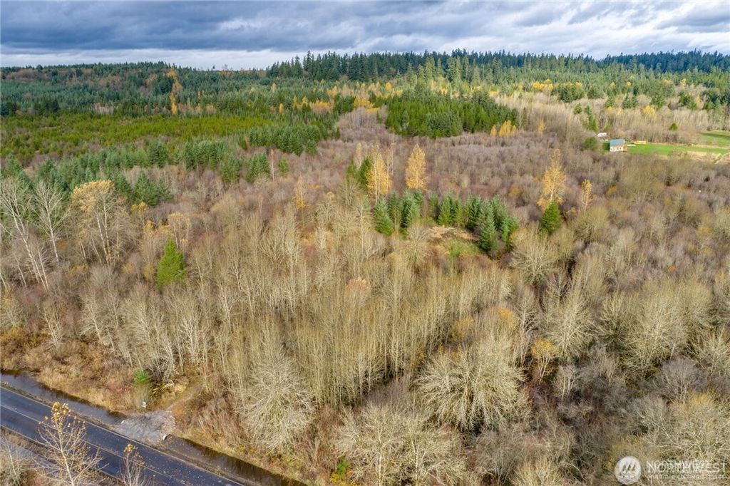 Photo of 112 Frost Road, Winlock, WA 98596 (MLS # 2446748)