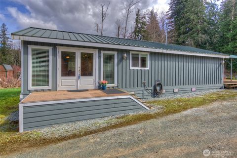 Photo of 35379 North Shore Drive Dr, Mount Vernon, WA 98274 (MLS # 2499897)