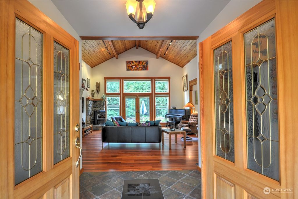 Photo of 10404 124th Street NE, Arlington, WA 98223 (MLS # 2136910)