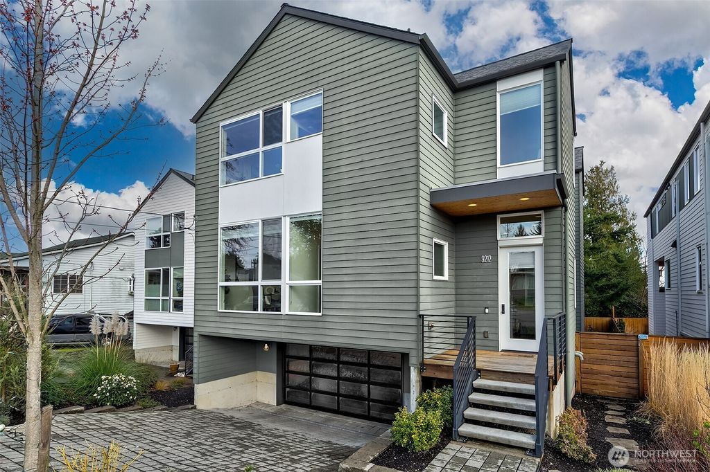 Photo of 9212 11th Avenue NW, Seattle, WA 98117 (MLS # 2492043)