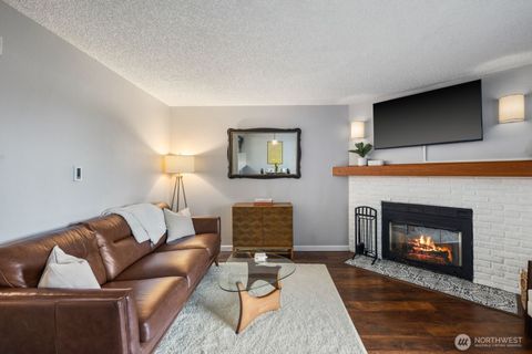 Photo of 12505 NE 116th Street #A-12, Kirkland, WA 98034 (MLS # 2499272)