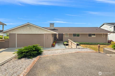 Photo of 714 79th Avenue SE, Lake Stevens, WA 98258 (MLS # 2571211)