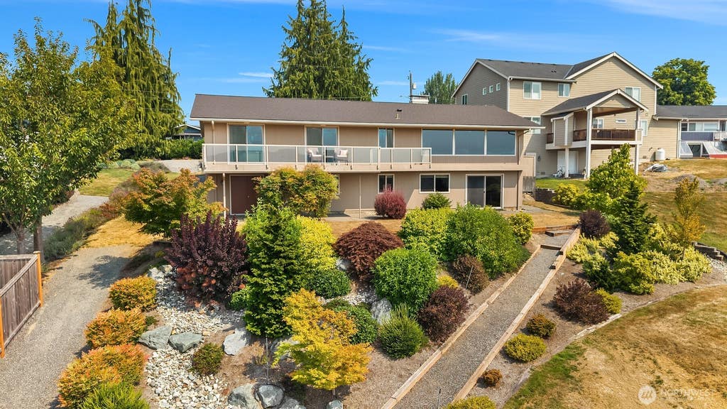 Photo of 714 79th Avenue SE, Lake Stevens, WA 98258 (MLS # 2571211)