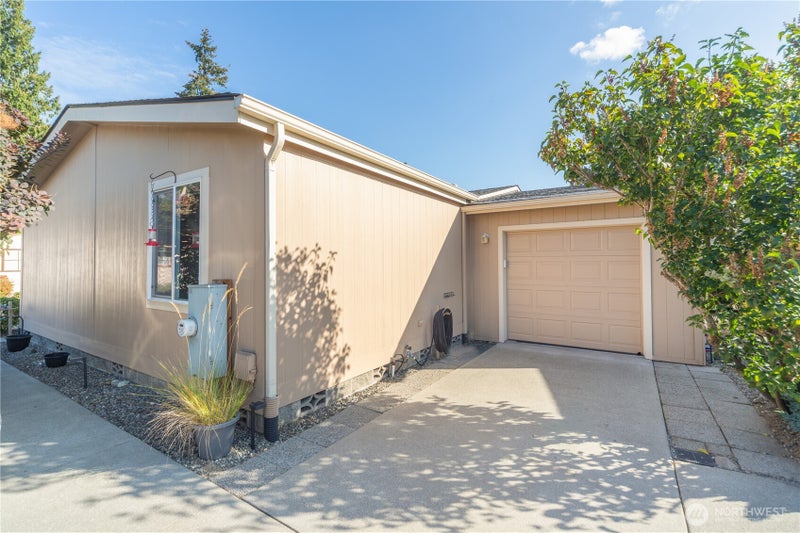 3565 Sylvan Pines Circle