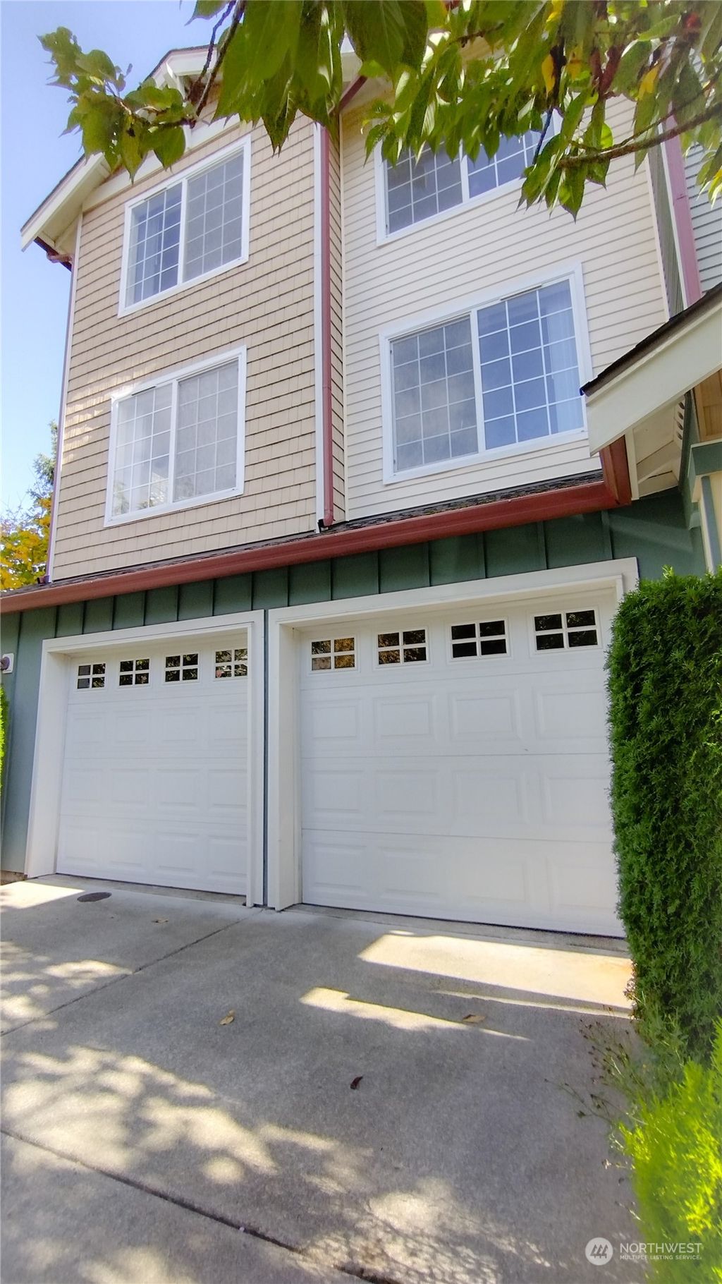 Photo of 28700 34th Ave S Ave #G-1, Auburn, WA 98001 (MLS # 2174305)