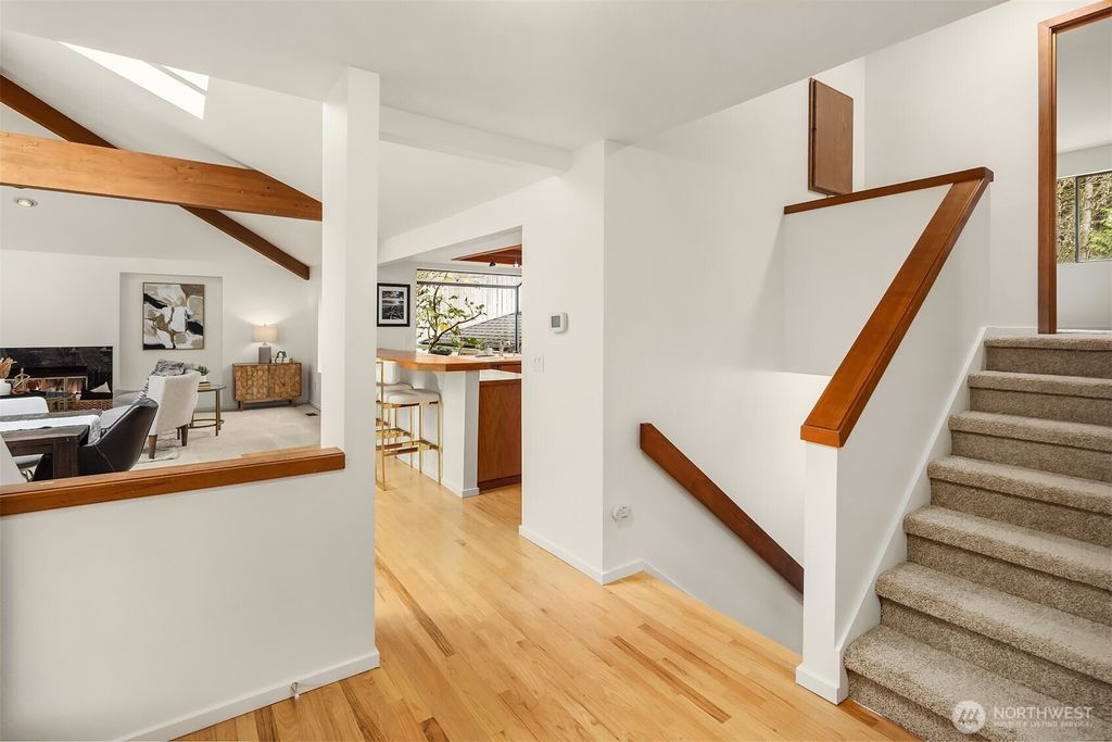 Photo of 10622 184th Avenue NE, Redmond, WA 98052 (MLS # 2501155)