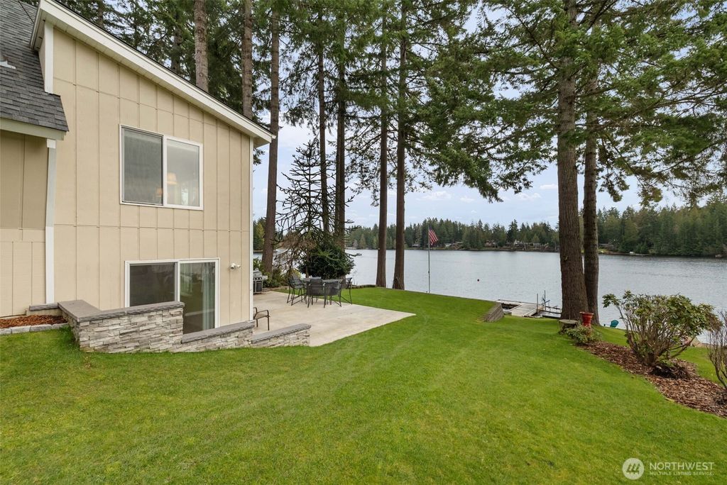 Photo of 2241 E Timberlake Drive W, Shelton, WA 98584 (MLS # 2484951)