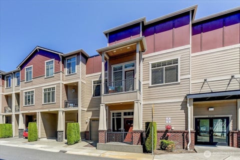 Photo of 4020 NE 3rd Place #B, Renton, WA 98056 (MLS # 2522911)