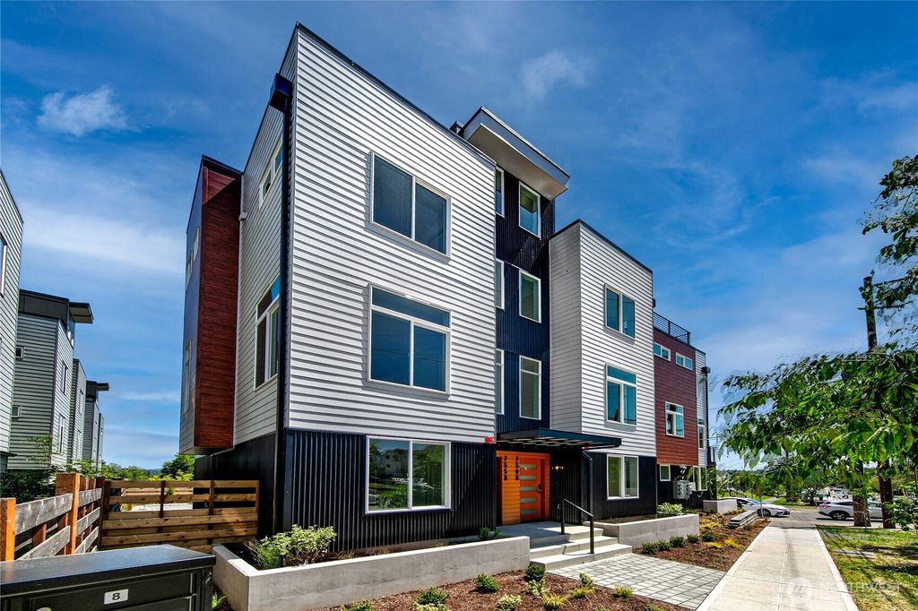 Photo of 7558 43rd Avenue S, Seattle, WA 98118 (MLS # 2430800)