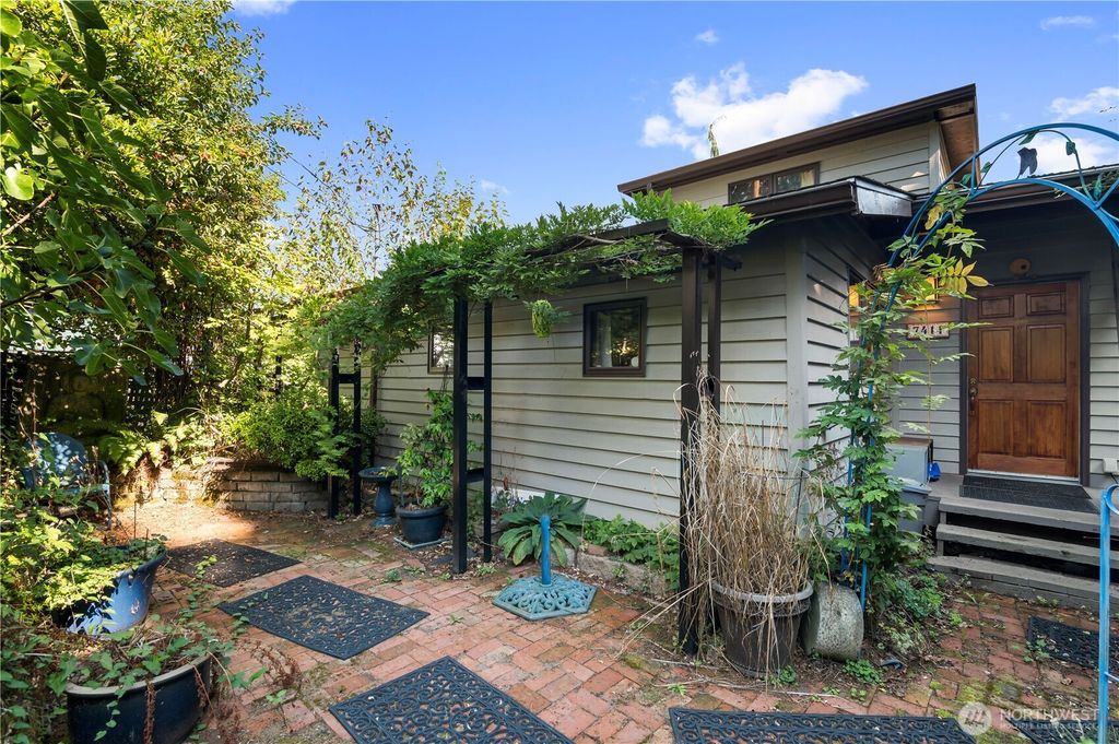 Photo of 7411 Hermosa Beach Road, Tulalip, WA 98271 (MLS # 2473298)