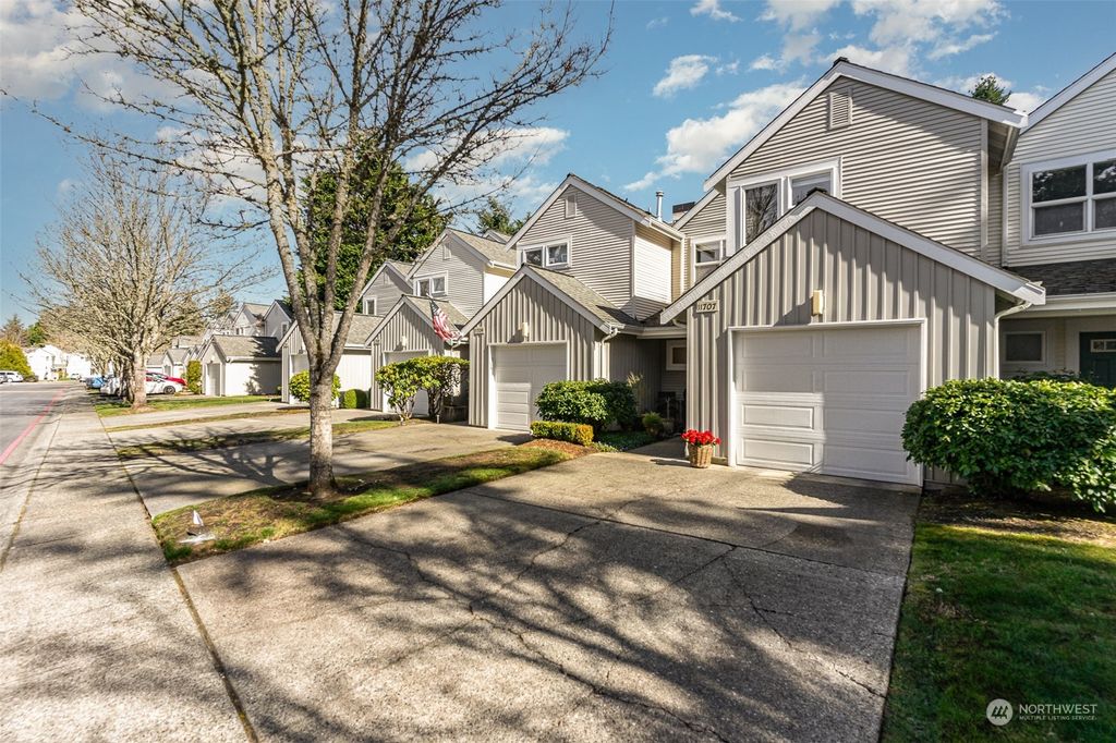 Photo of 11707 Grove Drive, Mukilteo, WA 98275 (MLS # 2215137)