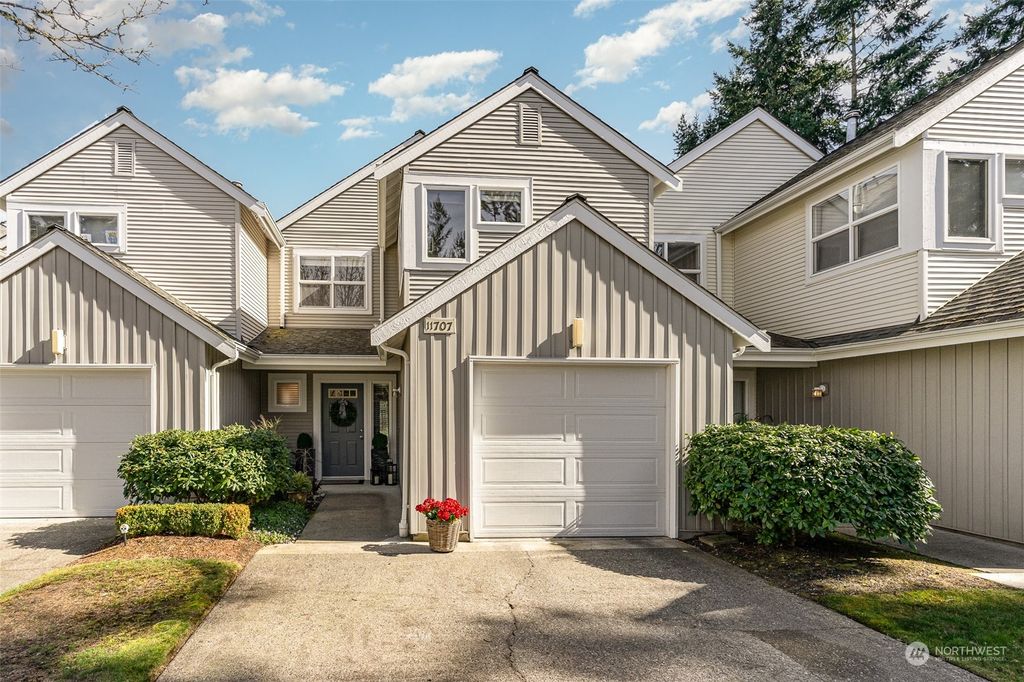 Photo of 11707 Grove Drive, Mukilteo, WA 98275 (MLS # 2215137)