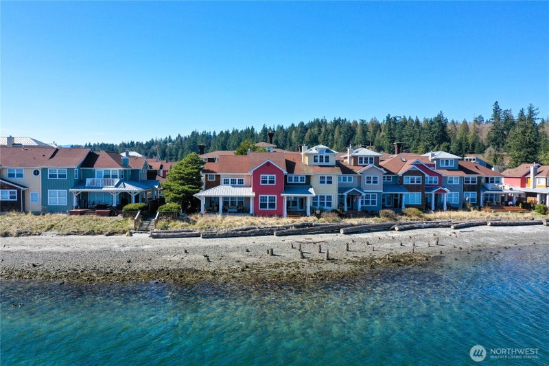 16 Heron Road