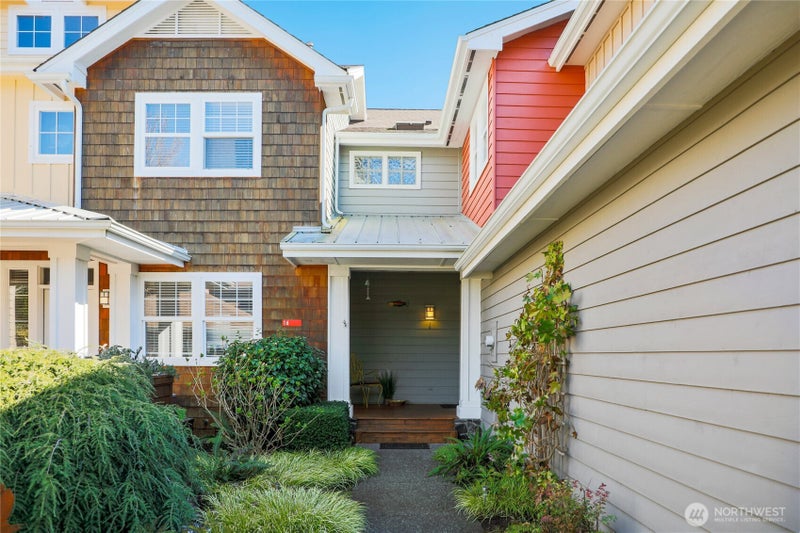 16 Heron Road