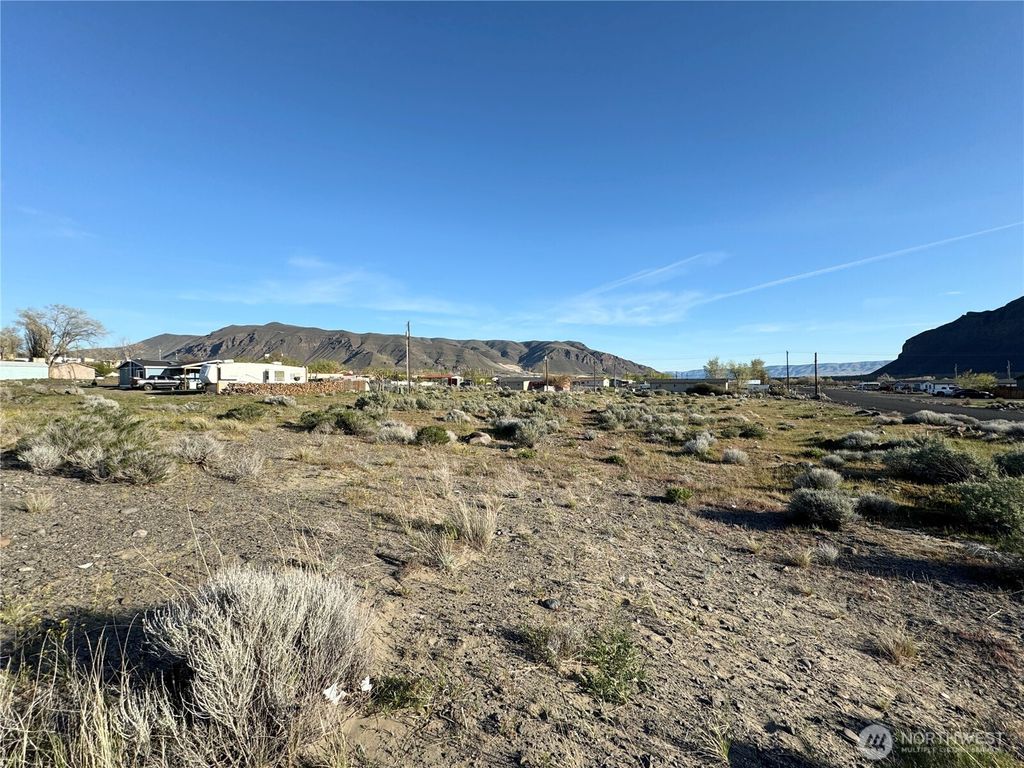 Photo of 0 173XX Main Street SW, Beverly, WA 99321 (MLS # 2500426)