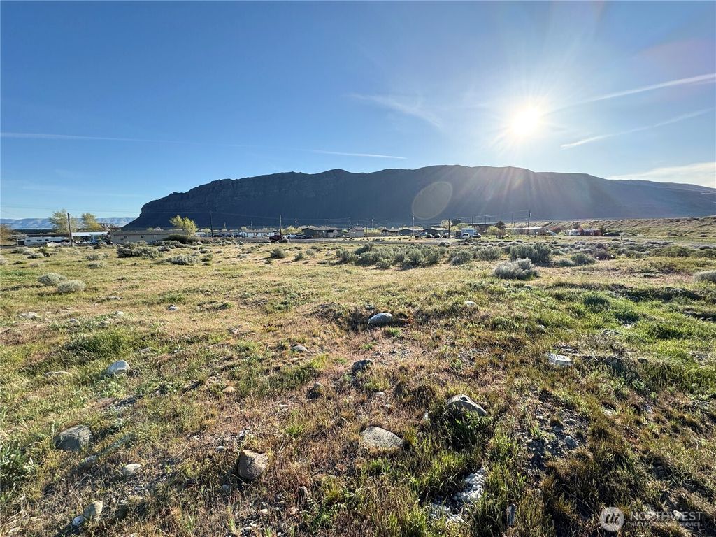 Photo of 0 173XX Main Street SW, Beverly, WA 99321 (MLS # 2500426)