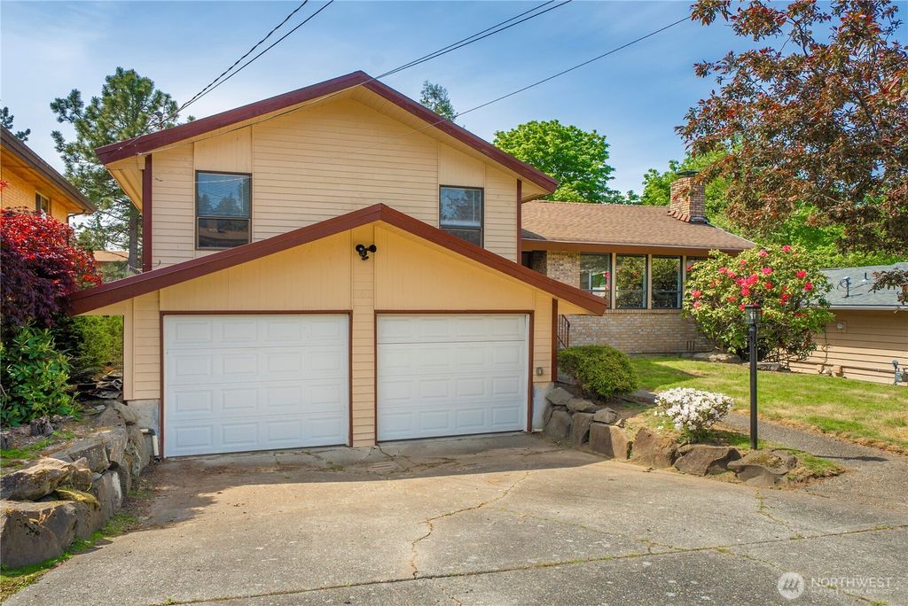 Photo of 11815 77th Avenue S, Seattle, WA 98178 (MLS # 2370028)