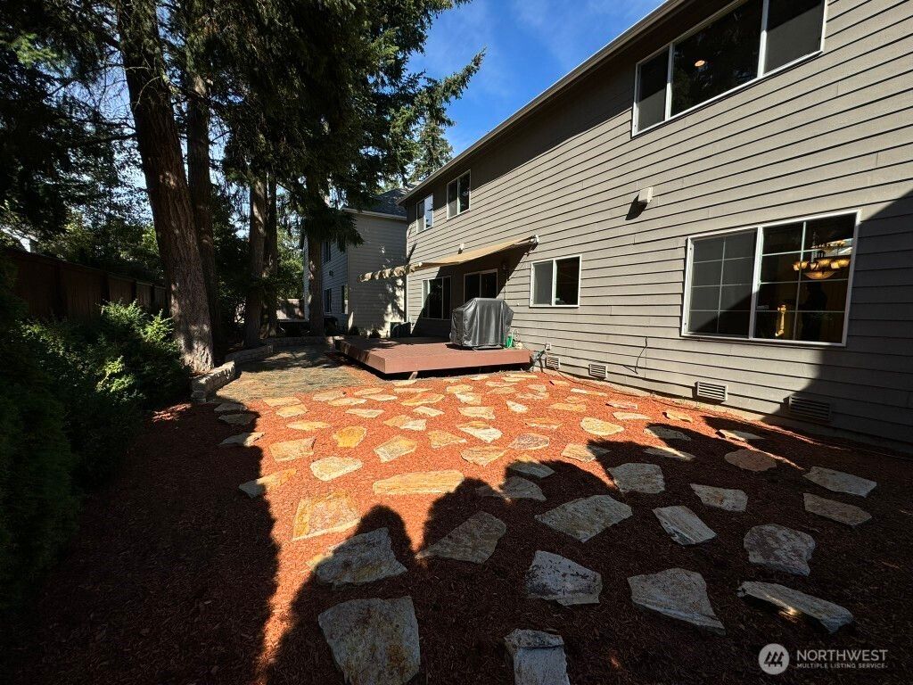 Photo of 16121 Northup Way, Bellevue, WA 98008 (MLS # 2477299)