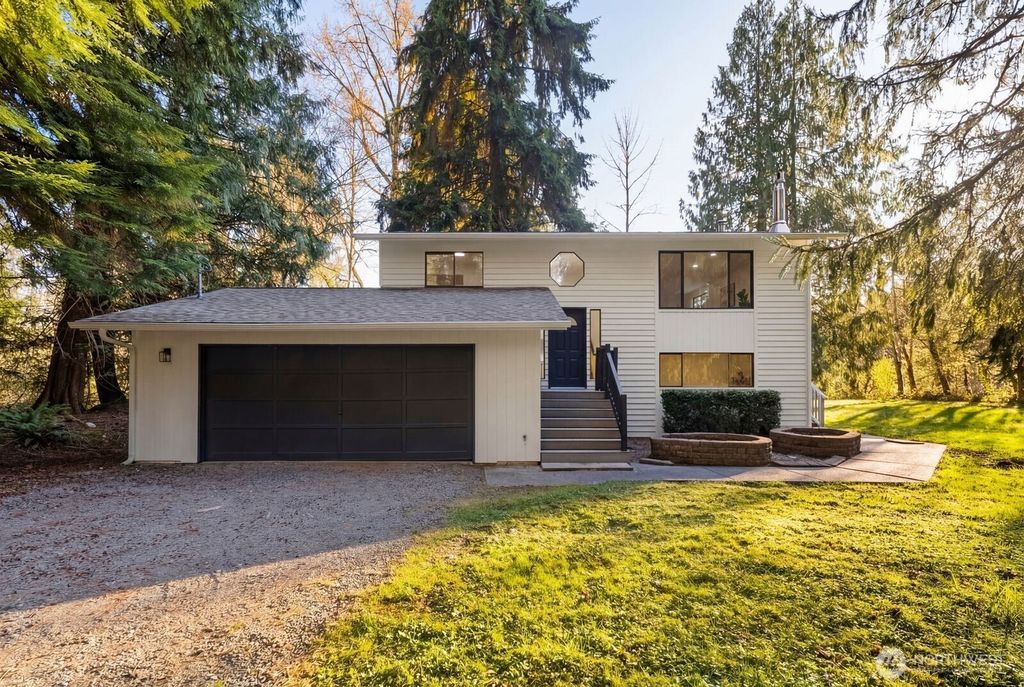 Photo of 6504 137th Drive NE, Lake Stevens, WA 98258 (MLS # 2505562)