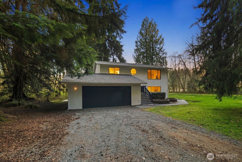 Photo of 6504 137th Drive NE, Lake Stevens, WA 98258 (MLS # 2505562)