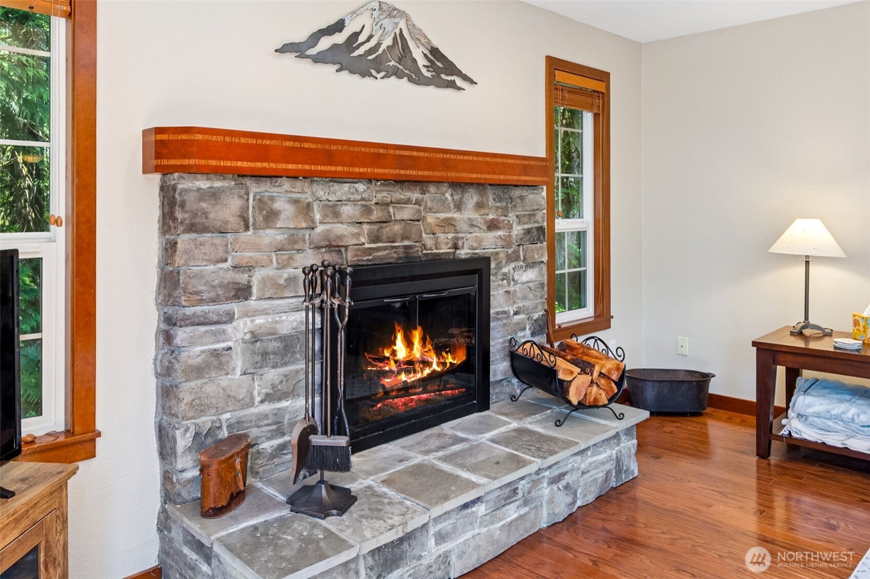 240 N Duckabush Drive E