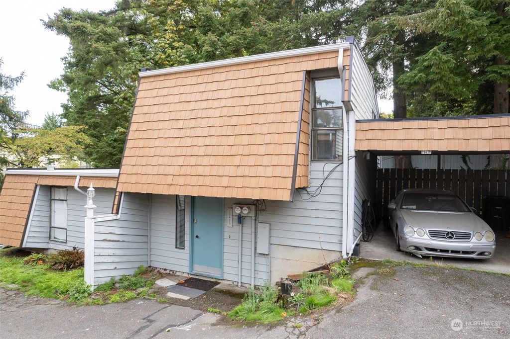 Photo of 12621 SE 42nd Street #621, Bellevue, WA 98006 (MLS # 2287345)