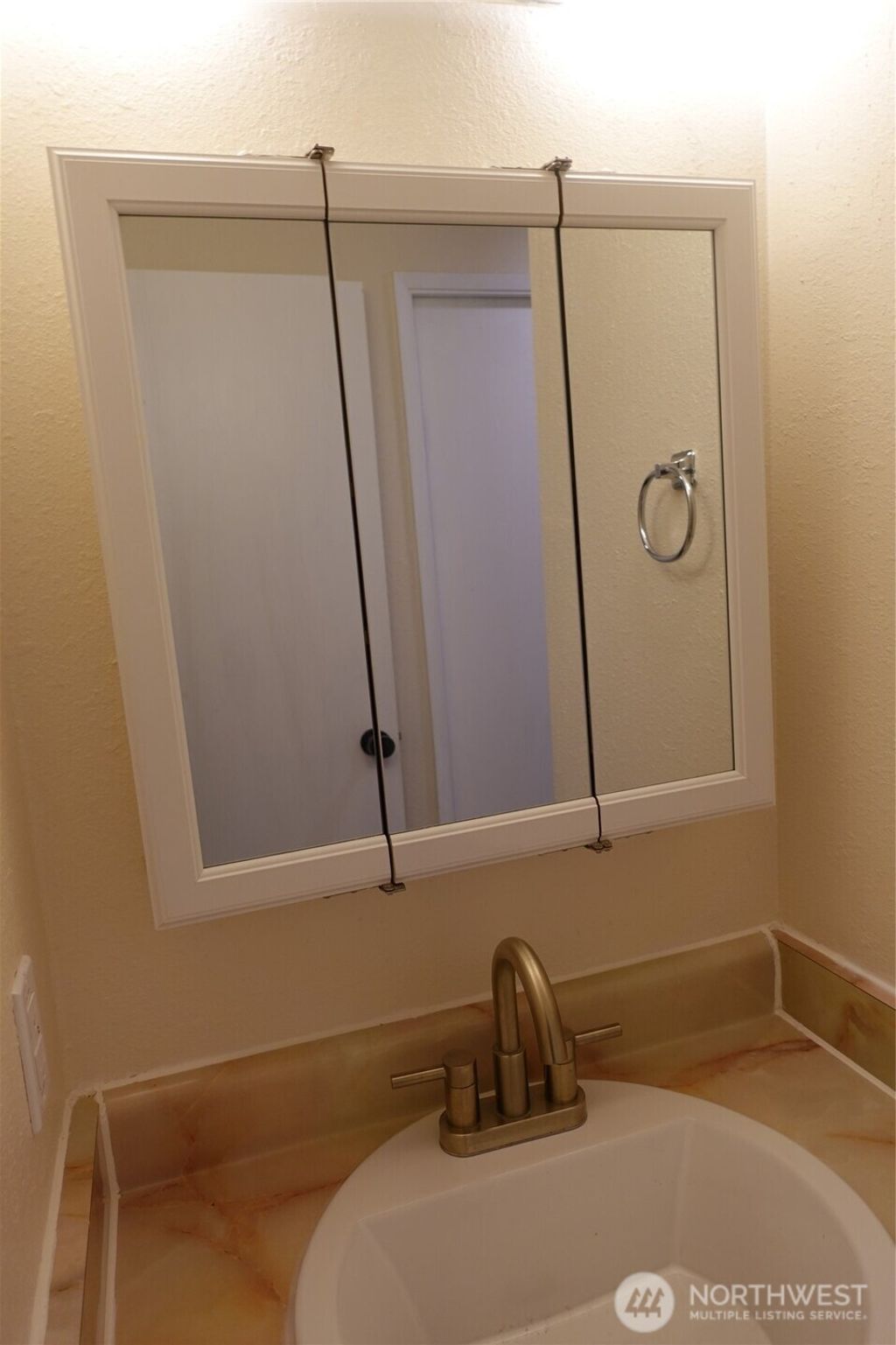 Photo of 1840 Central Place S #H75, Kent, WA 98030 (MLS # 2442255)