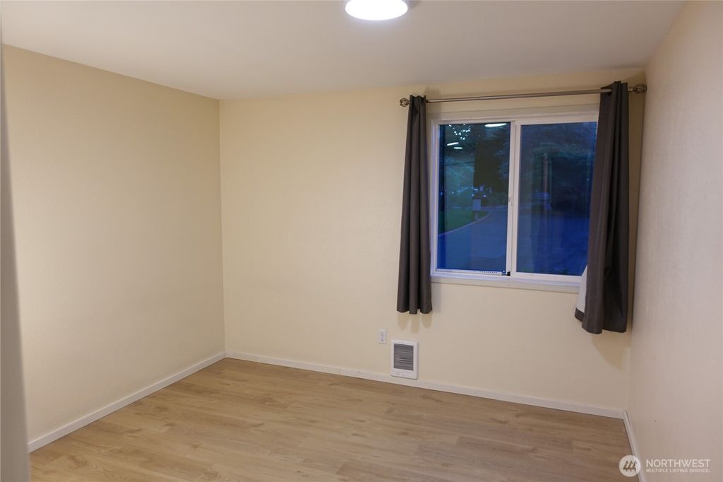 Photo of 1840 Central Place S #H75, Kent, WA 98030 (MLS # 2442255)